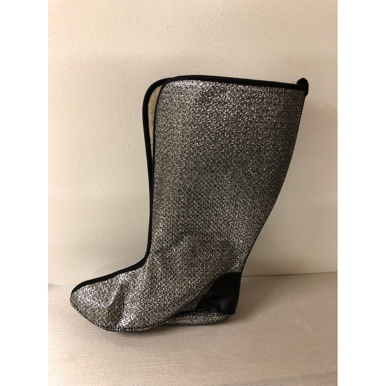 Köp dina Kinetic PowerHeat Boot - 45 online på Mieko Fishing!