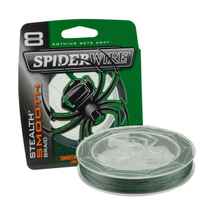 Köp SpiderWire 0,15mm Stealth Smooth braid 8 - Moss Green på Miekofishing.se!