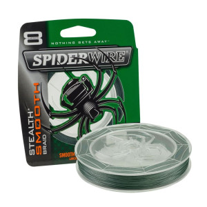 Köp SpiderWire 0,19mm Stealth Smooth braid 8 - Moss Green på Miekofishing.se!