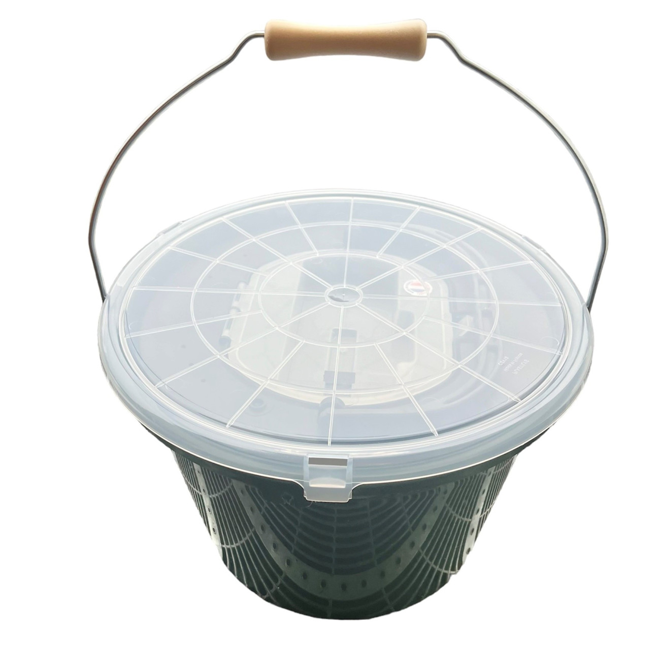 Köp Beteshink 18L med syrepump och lock på Miekofishing.se!