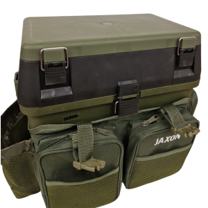 Köp Jaxon Pimpelskrylla Grön/Svart inkl ryggsäckstillsats på MiEKO!